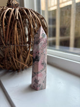 Load image into Gallery viewer, Rhodonite Tower