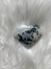 Load image into Gallery viewer, Moss Agate Heart