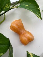 Load image into Gallery viewer, Orange Calcite Body
