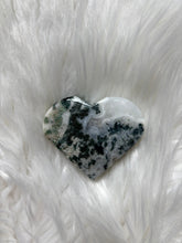 Load image into Gallery viewer, Moss Agate Heart