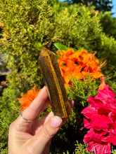 Load image into Gallery viewer, Tigers Eye Tower