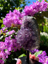 Load image into Gallery viewer, Amethyst Cluster on base