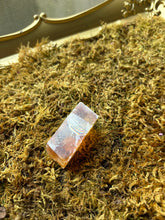 Load image into Gallery viewer, Optical Yellow Calcite