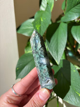 Load image into Gallery viewer, Moss Agate Tower