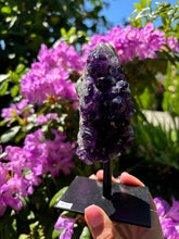 Load image into Gallery viewer, Amethyst Cluster on base