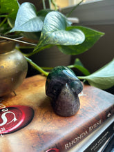 Load image into Gallery viewer, Fluorite Skull