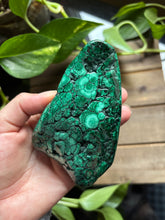 Load image into Gallery viewer, Malachite polished