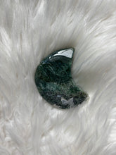 Load image into Gallery viewer, Moss Agate Moon