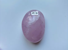 Load image into Gallery viewer, Rose Quartz Palmstone