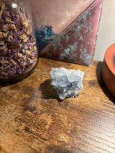 Load image into Gallery viewer, Celestite Cluster