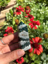 Load image into Gallery viewer, Green Sardonyx Tower