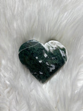Load image into Gallery viewer, Moss Agate Heart