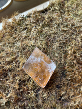 Load image into Gallery viewer, Optical Yellow Calcite
