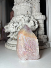 Load image into Gallery viewer, Angel Aura Rose Quartz cut base
