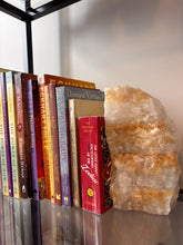 Load image into Gallery viewer, Yellow Banded Onyx Book Ends
