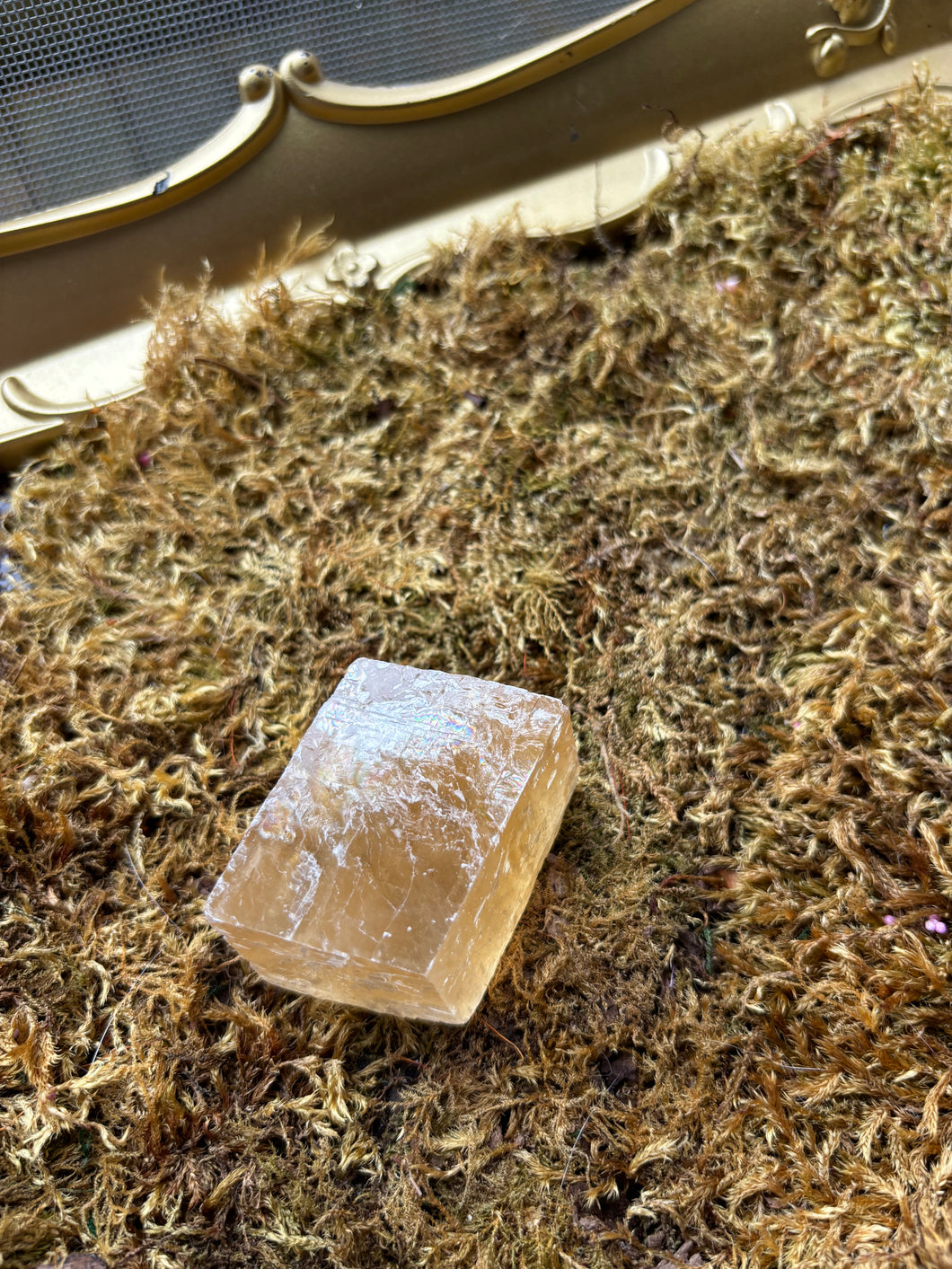 Optical Yellow Calcite