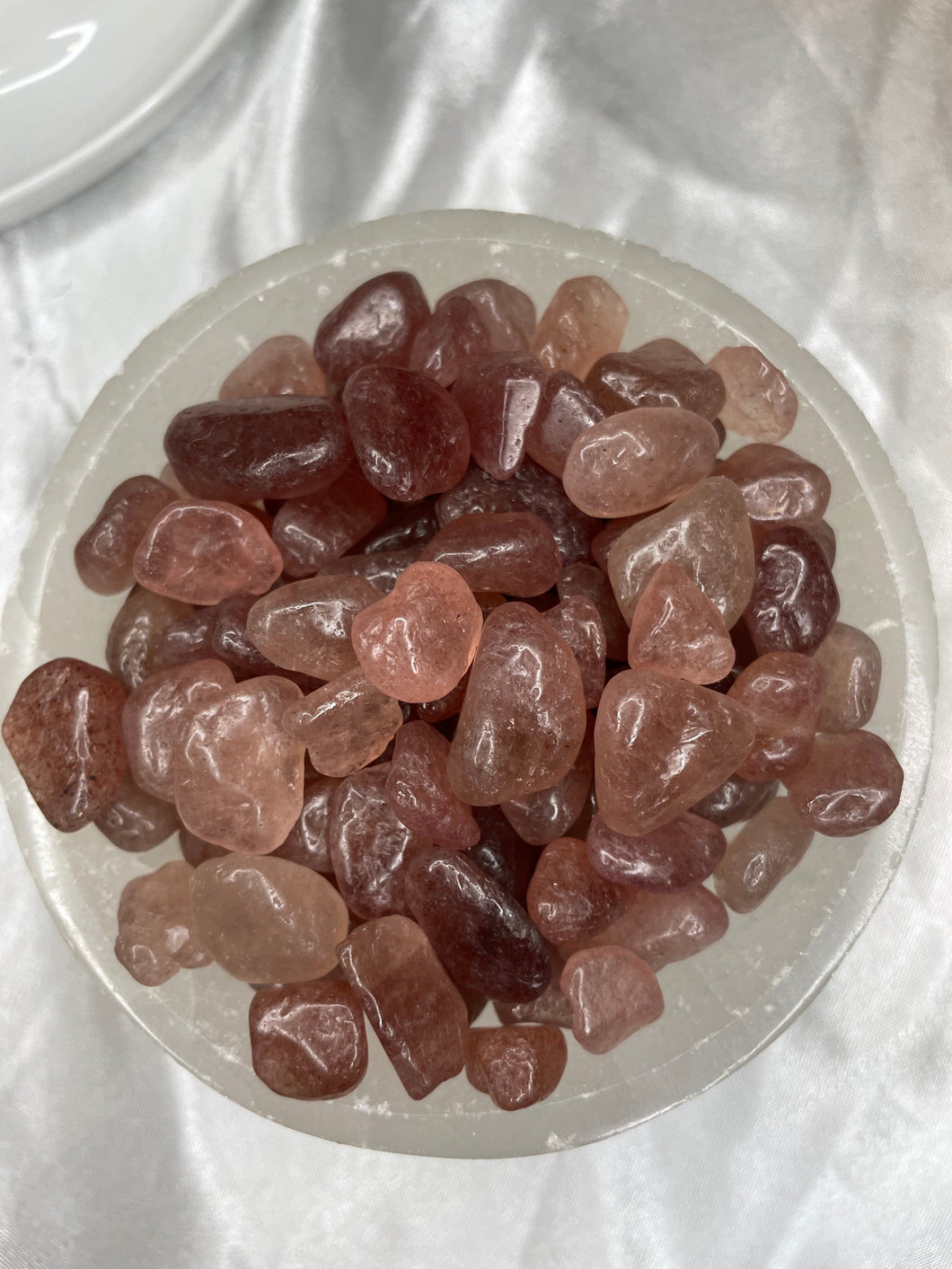 Strawberry Quartz Chips