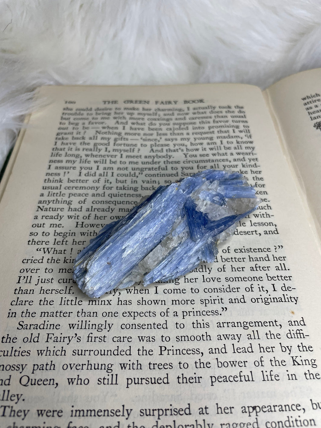 Raw Kyanite